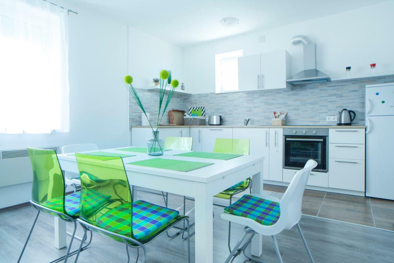 Apartman Visnja Слунь Екстер'єр фото